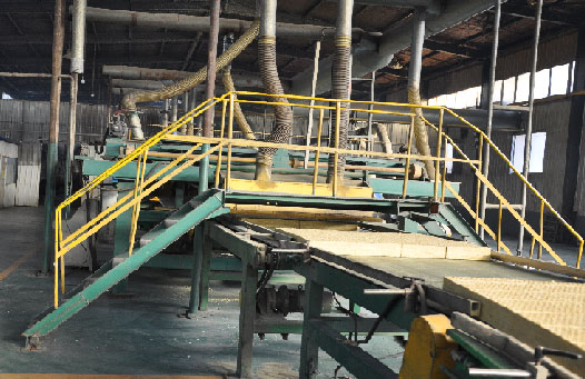 精品一区二区三区黑人保温公司